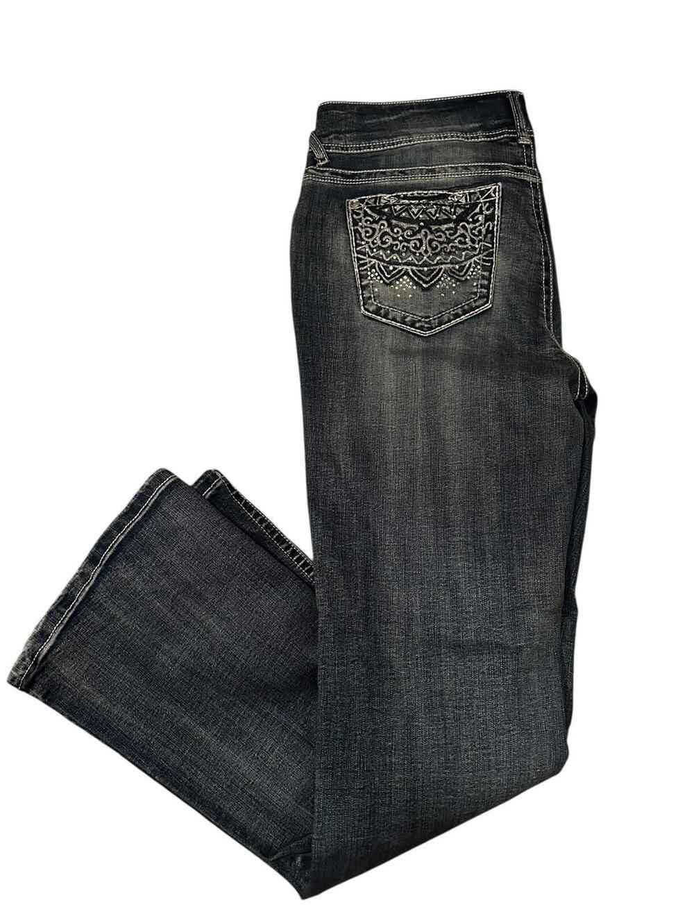 Wallflower Women’s Lucious Curvy Fit Jeans Size 13